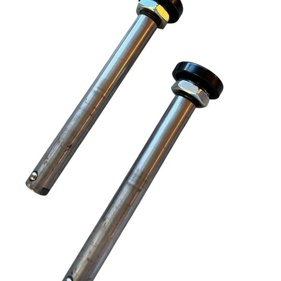 TiLite Manual Wheelchair Quick Release Axles Long 1 Pair 5.5"L x 1/2"D - Picture 3 of 3